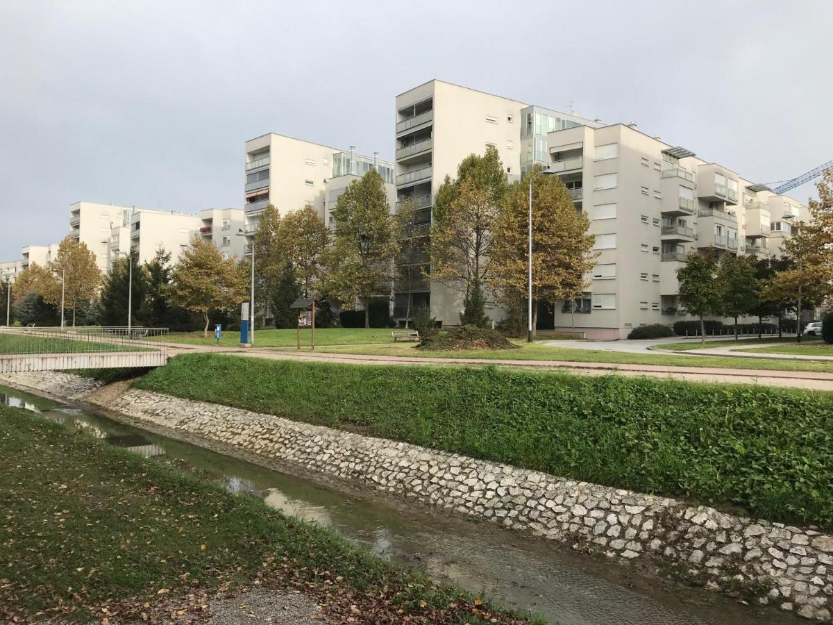 Boogie Apartment Zagreb Bagian luar foto